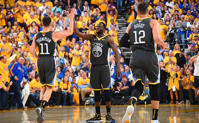 阿卡和辛纳遭到ATP巨额罚款，两人均损失数百万美元（ATP重罚阿卡与辛纳，二人各自损失数百万美元）