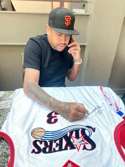 尤文vs卡利亚里：弗拉霍维奇、伊尔迪兹首发，佩林出战（尤文对阵卡利亚里：弗拉霍维奇、伊尔迪兹先发，佩林登场）