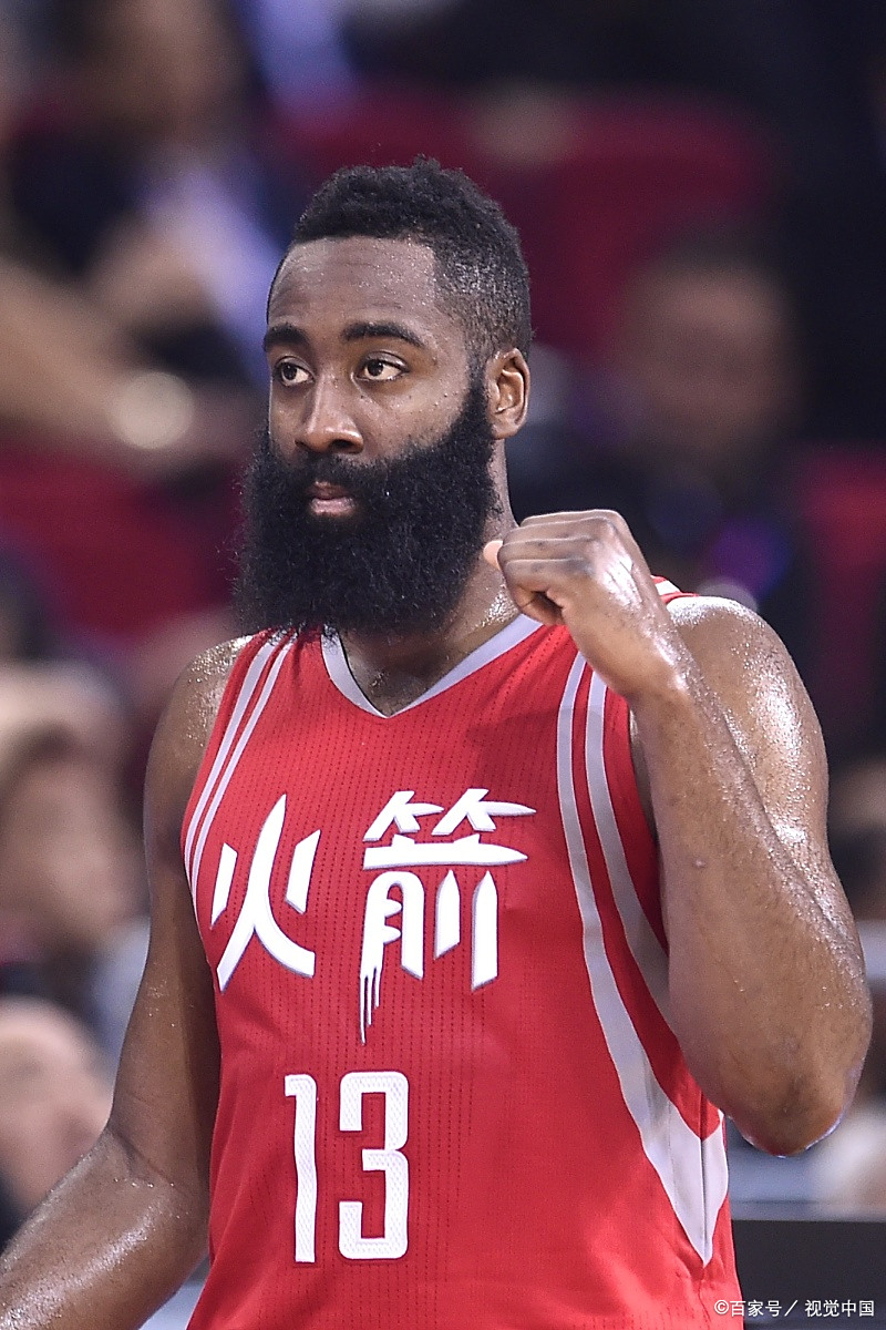 意天空：迪乌夫在国米逐渐展现影响力，或成邓弗里斯合适替补（意天空：迪乌夫在国米愈发抢眼，有望成为邓弗里斯理想替补）