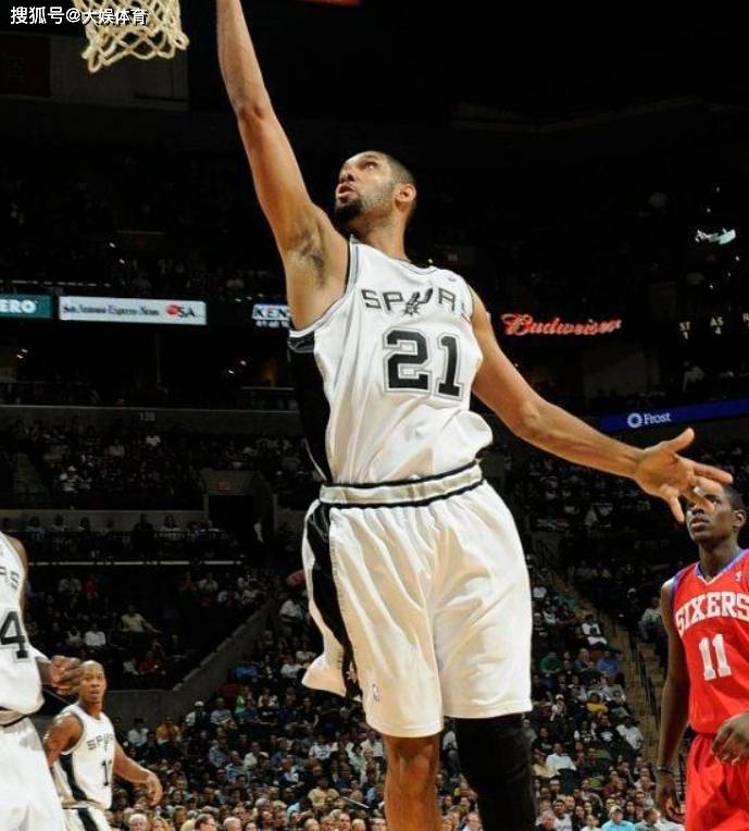 今日亚泰降级，而昨日以亚泰梯队为班底的泰州队夺得苏超冠军（冰火两重天：亚泰今遭降级，昨由其梯队班底的泰州队问鼎苏超）